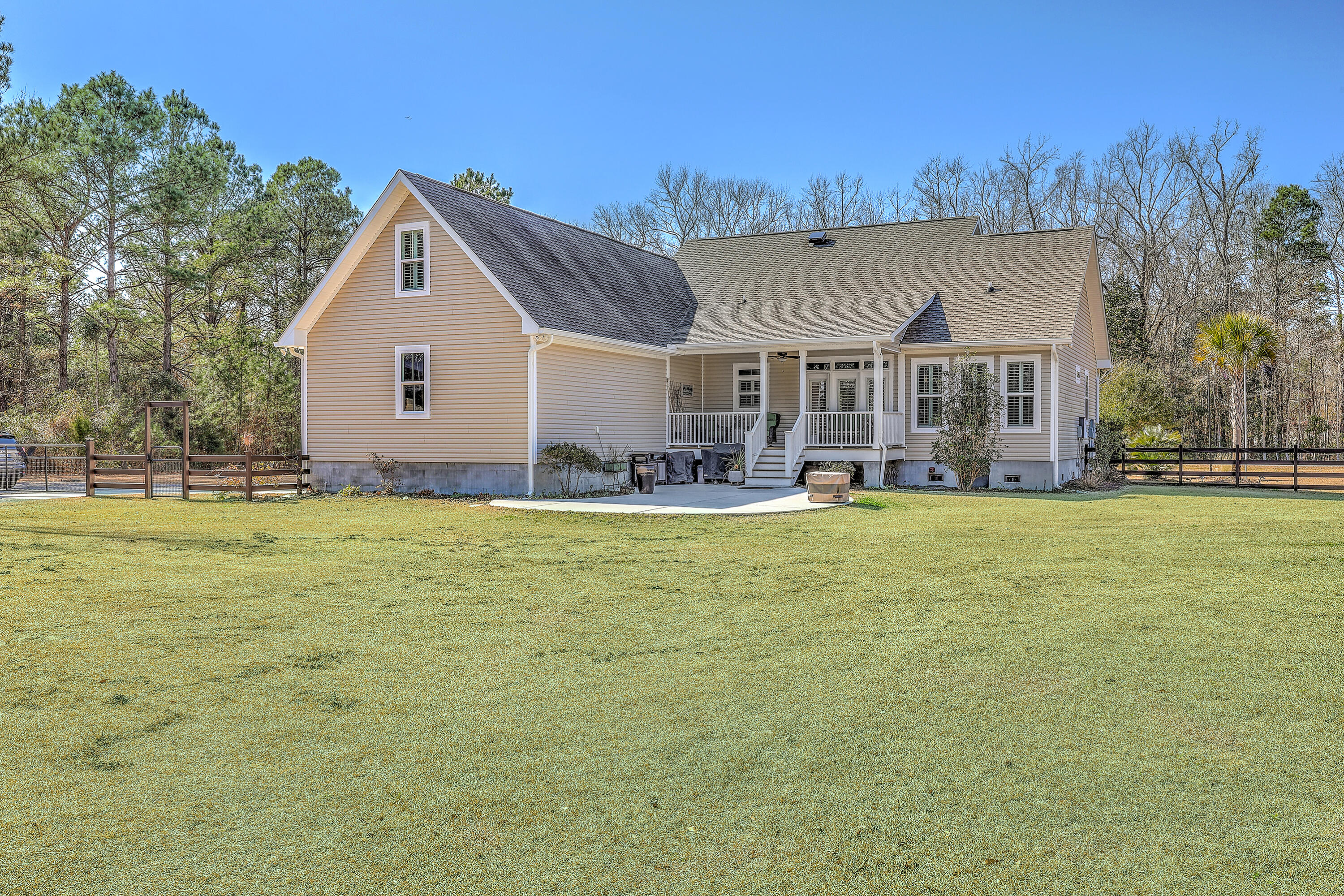 6968 Hyde Farm Road Ravenel, SC 29470 - Photo 42 of 68 Meticulously maintained