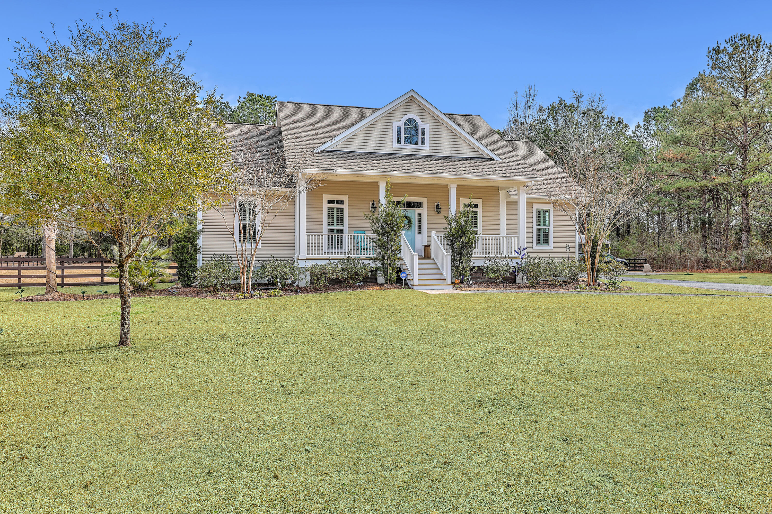 6968 Hyde Farm Road Ravenel, SC 29470 - Photo 5 of 68 Meticulously maintained