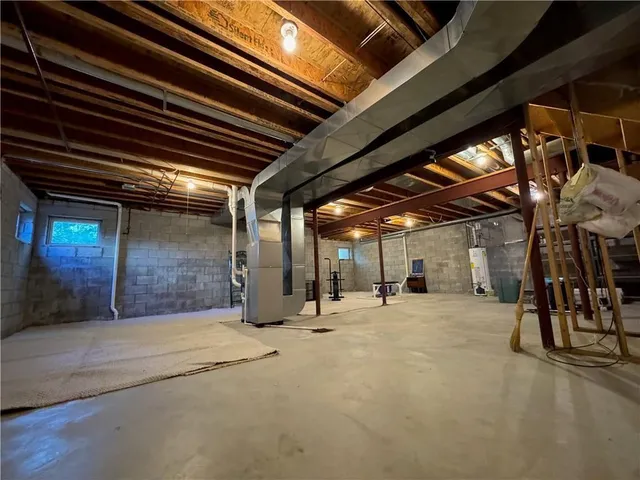 a view of the parking space