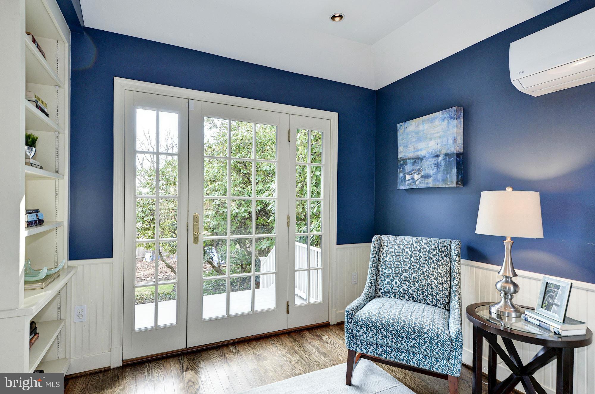 4625 Reno Road Northwest Washington, DC 20008 - Photo 6 of 30 Den