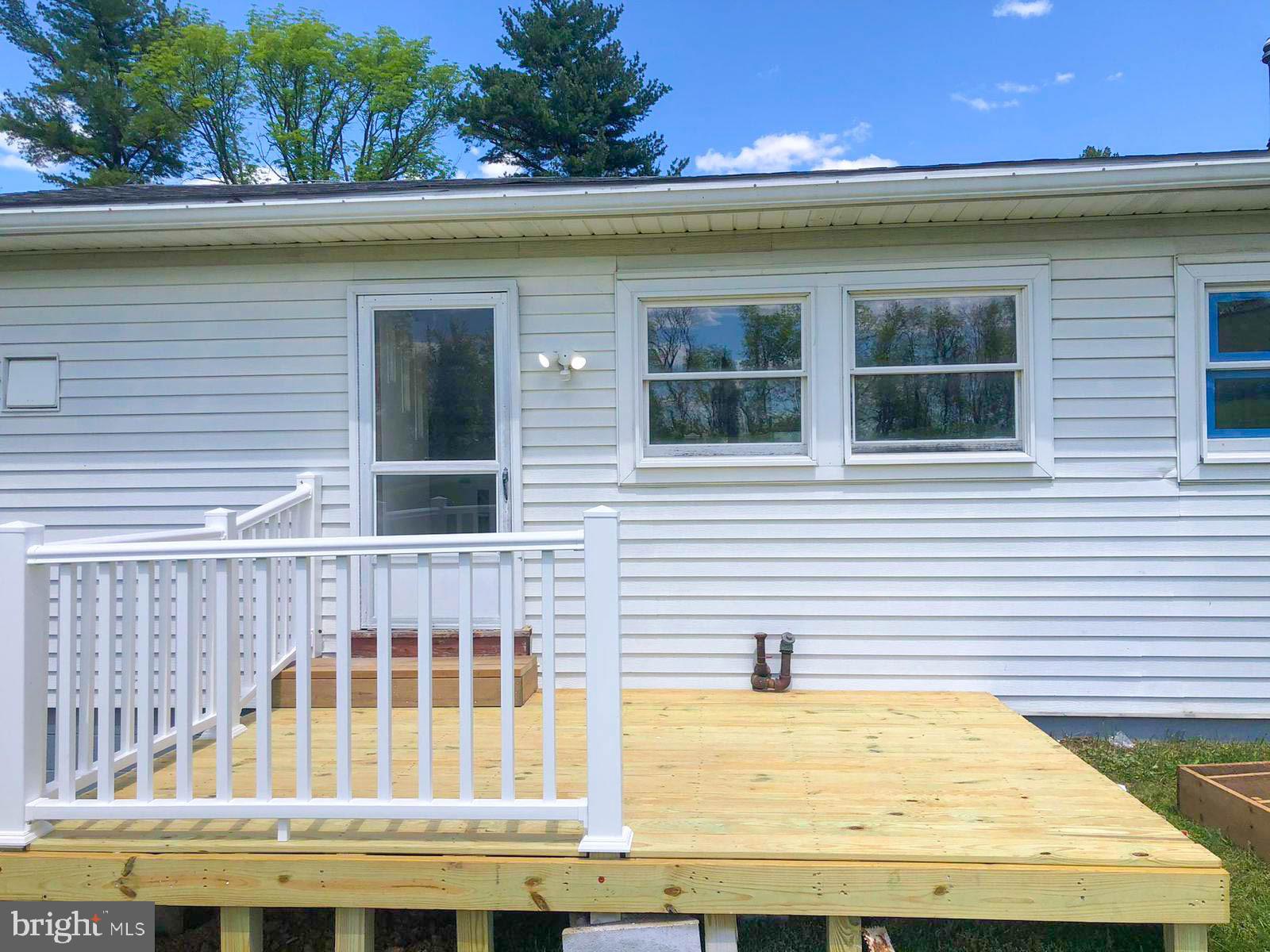 730 Brownsville Road Reading, PA 19608 - Photo 26 of 32 Brand New Deck