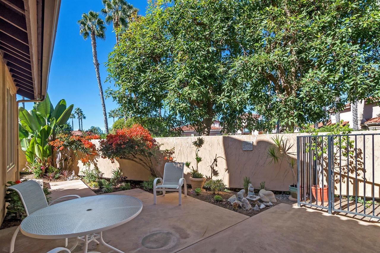 15448 Pimlico Corte Rancho Santa Fe, CA 92067 - Photo 8 of 25 Gallery Image 8