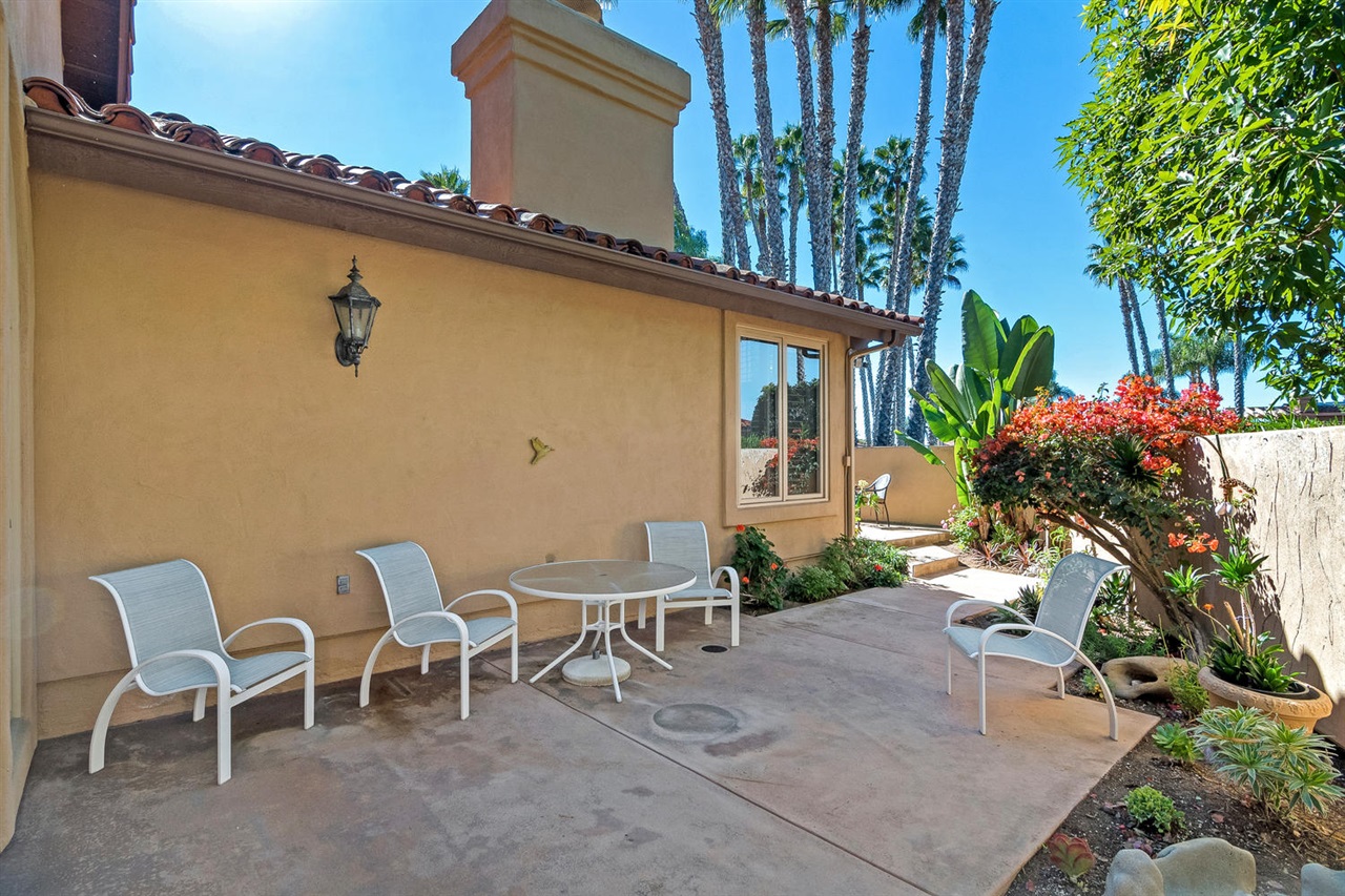 15448 Pimlico Corte Rancho Santa Fe, CA 92067 - Photo 9 of 25 Gallery Image 9