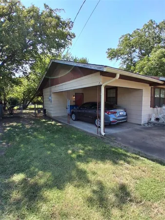 $155,000 | 407 North Files Street, Itasca, TX 76055
