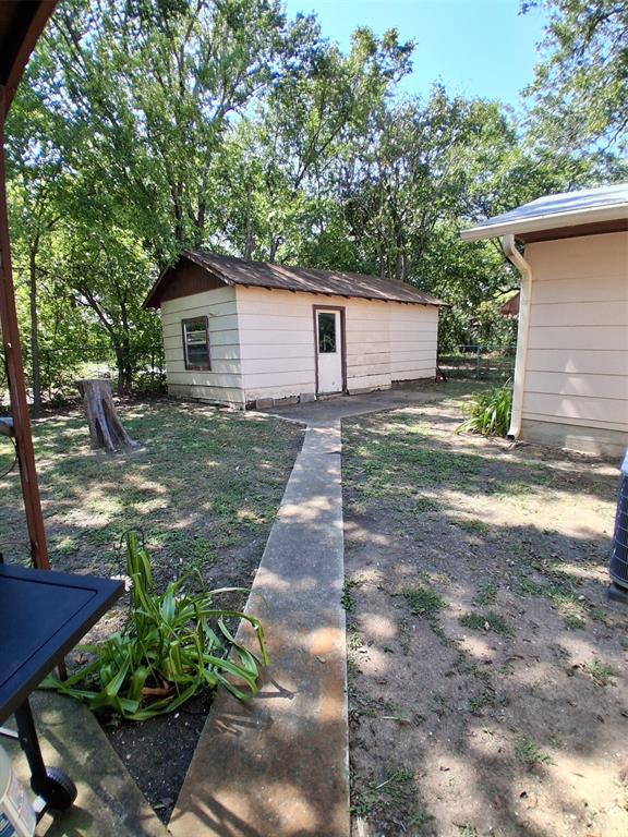407 North Files Street Itasca, TX 76055 - Photo 24 of 30 View of outdoor structure