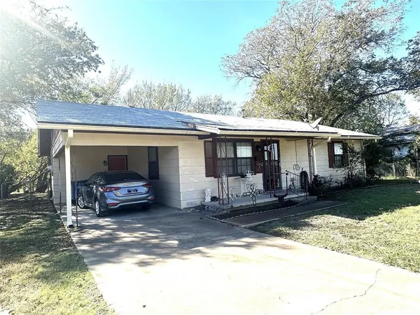 $155,000 | 407 North Files Street, Itasca, TX 76055