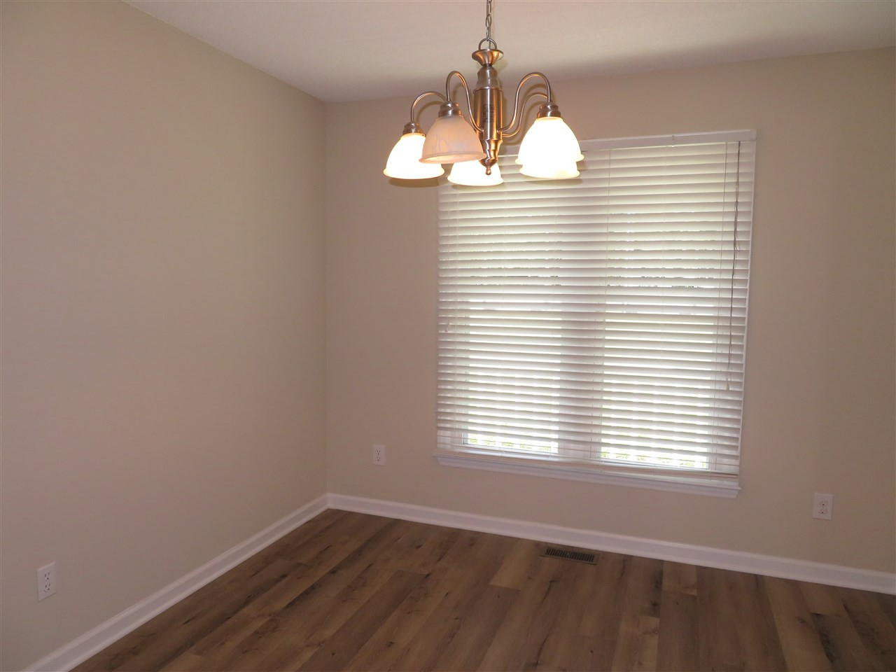 1872 Jack Road Clayton, NC 27520 - Photo 8 of 29 Formal Foyer