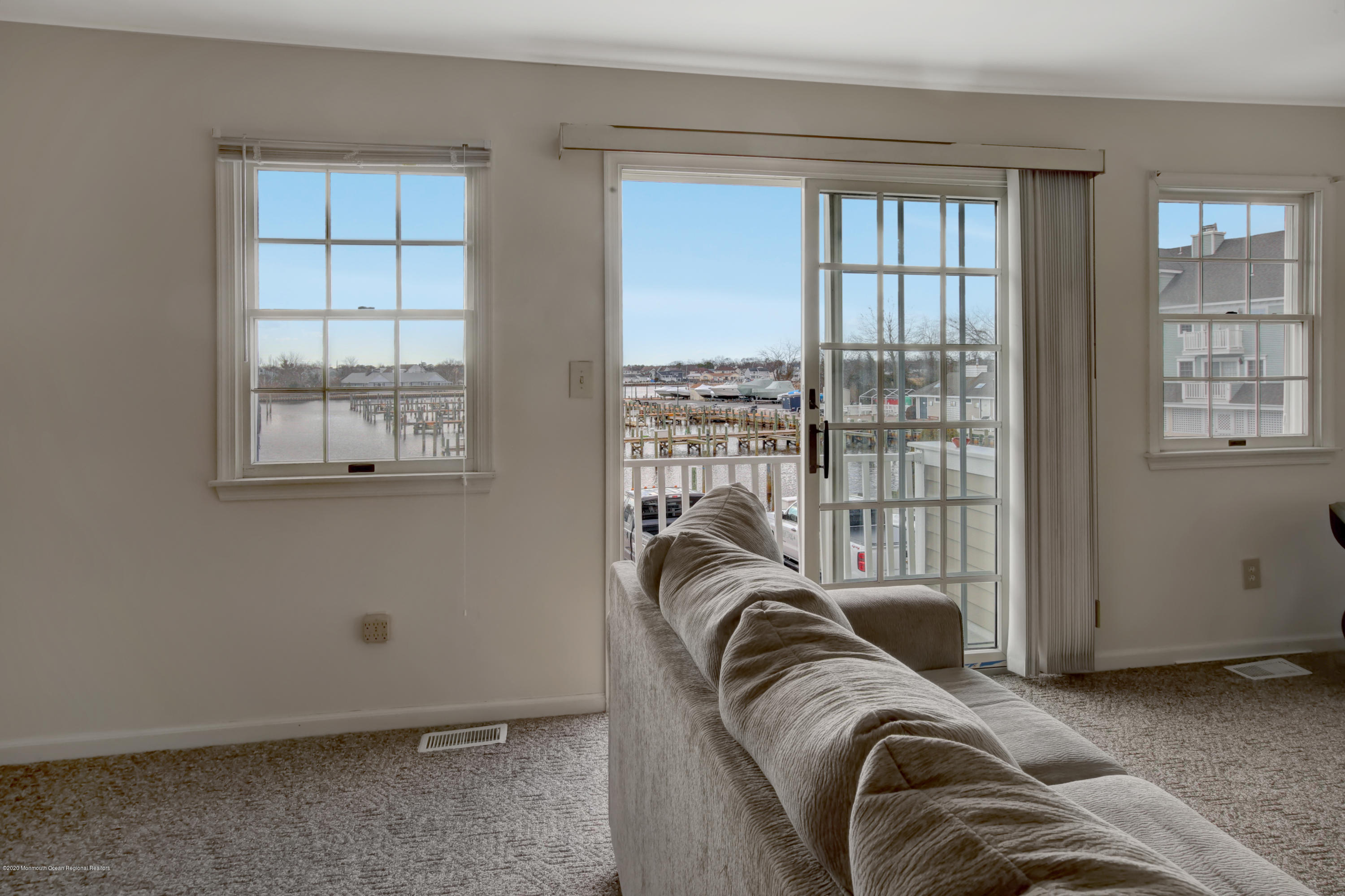 346 Harbor View, Unit 46 Forked River, NJ 08731 - Photo 7 of 31 09-Living