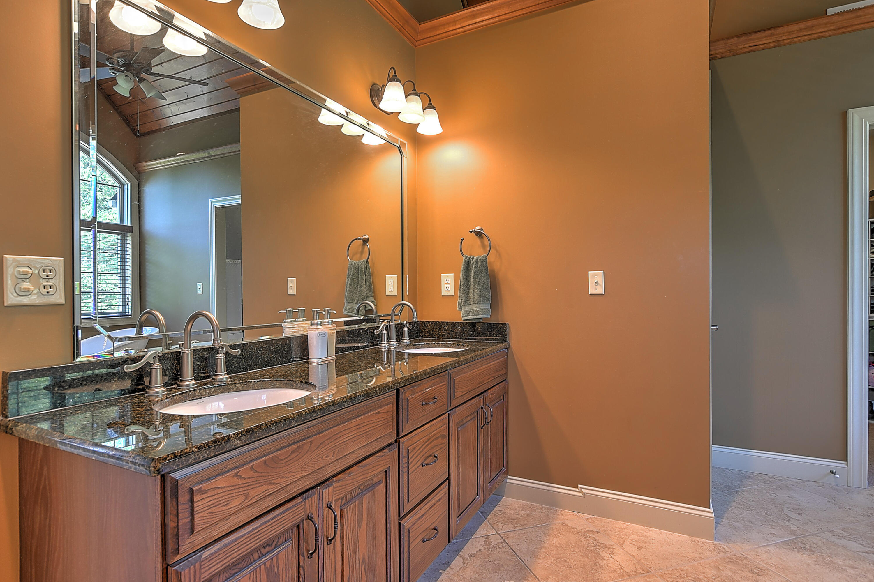 735 Jay Fanning Road Afton, TN 37616 - Photo 20 of 36 20