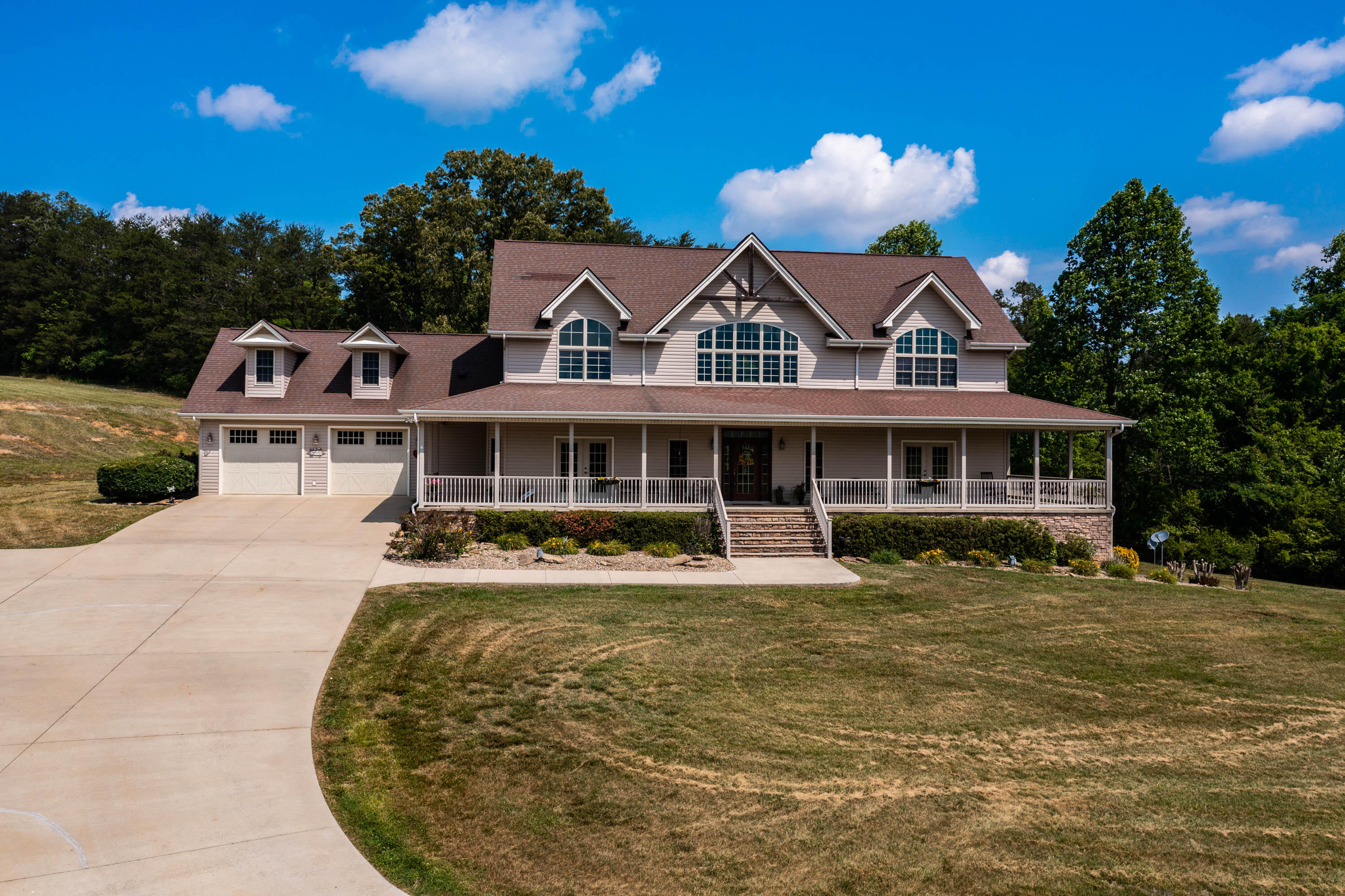 735 Jay Fanning Road Afton, TN 37616 - Photo 2 of 36 2