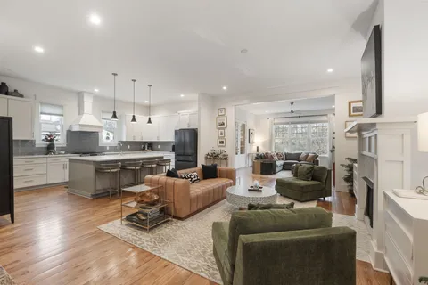 $1,395,000 | 1002 B Grandview Drive, Nashville, TN 37204