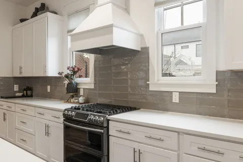 $1,395,000 | 1002 B Grandview Drive, Nashville, TN 37204