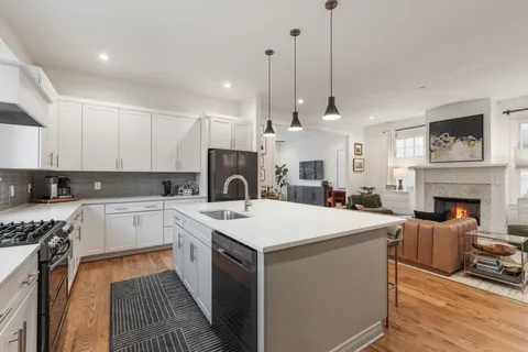 $1,395,000 | 1002 B Grandview Drive, Nashville, TN 37204