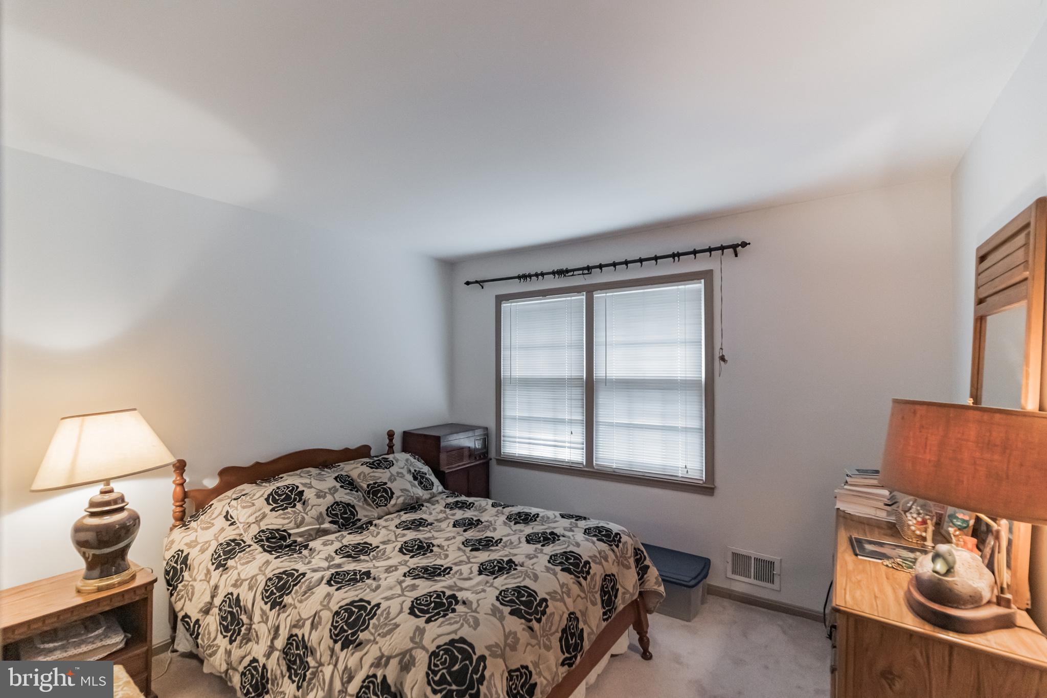 14 Thorburn Road Gaithersburg, MD 20878 - Photo 22 of 30