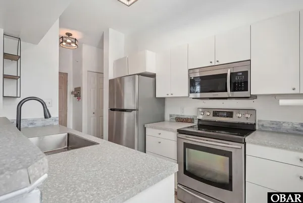 $342,000 | 200 East Martin Street, Unit 302, Kill Devil Hills, NC 27948