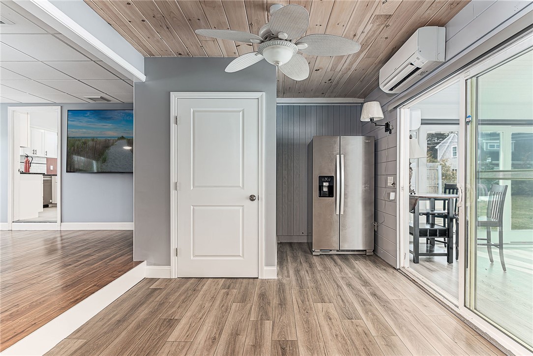 121 Tupelo Road South Kingstown, RI 02879 - Photo 16 of 33