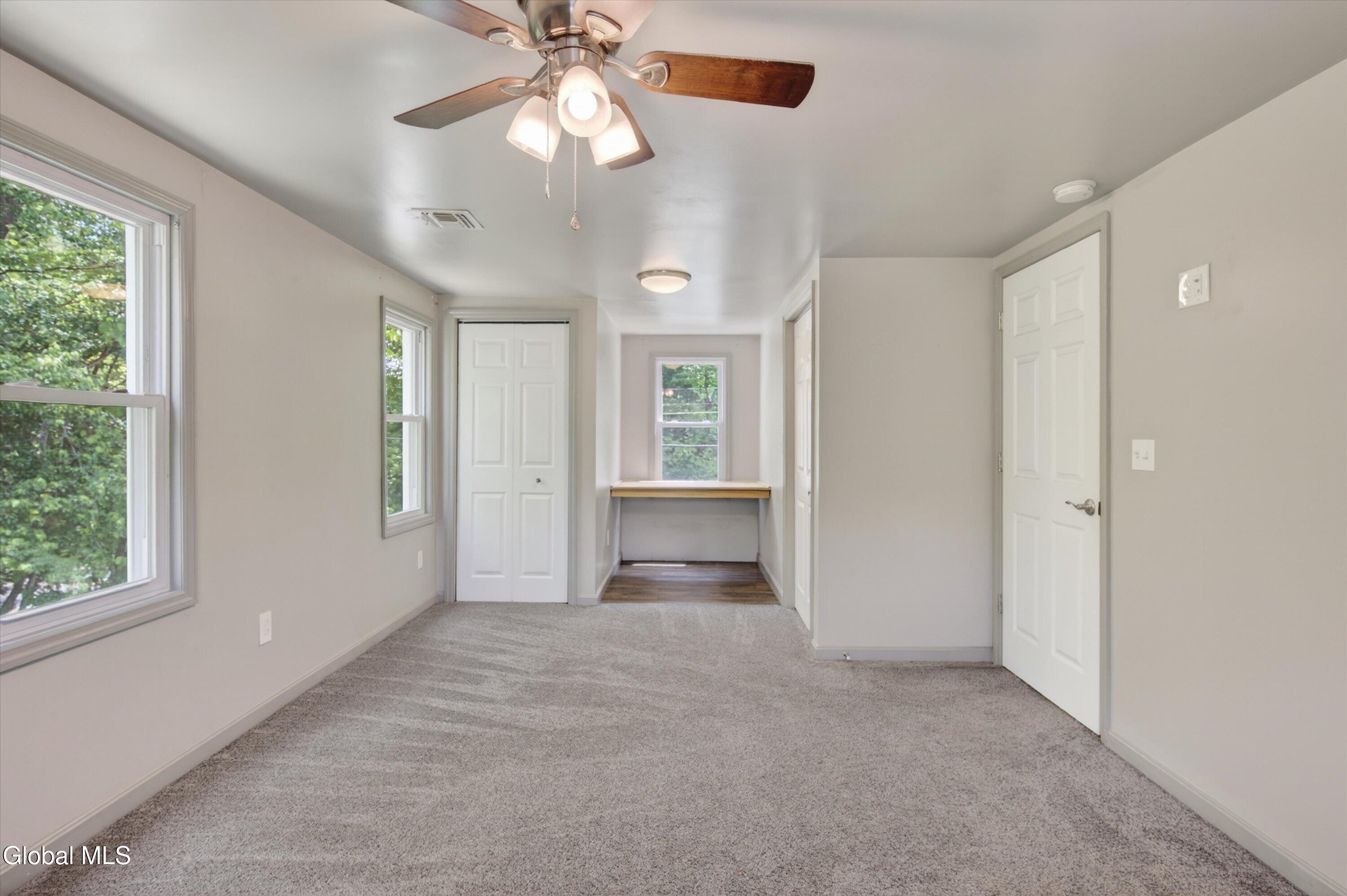 162 Clamsteam Road Halfmoon, NY 12065 - Photo 31 of 69 31-162 Clamsteam Rd-31