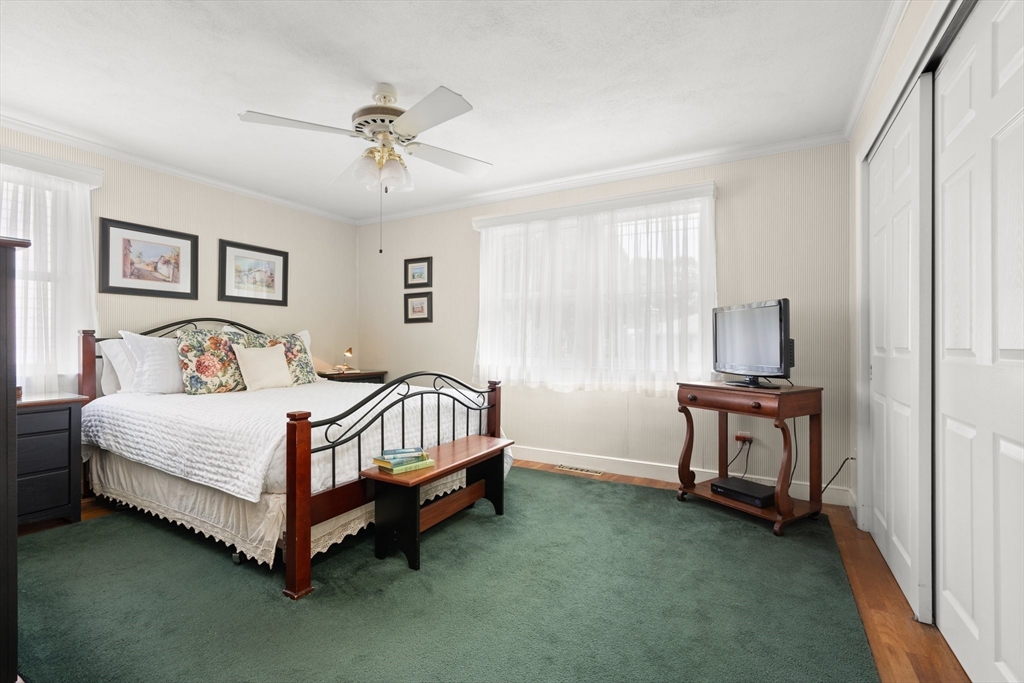 88 Chickering Road Dedham, MA 02026 - Photo 20 of 42