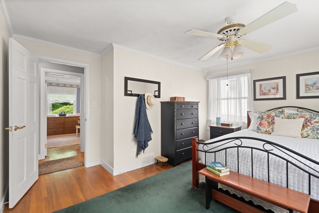 88 Chickering Road Dedham, MA 02026 - Photo 21 of 42