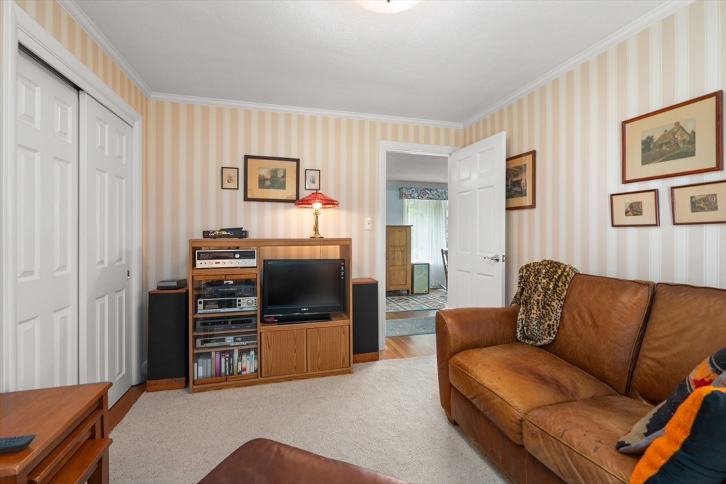 88 Chickering Road Dedham, MA 02026 - Photo 27 of 42