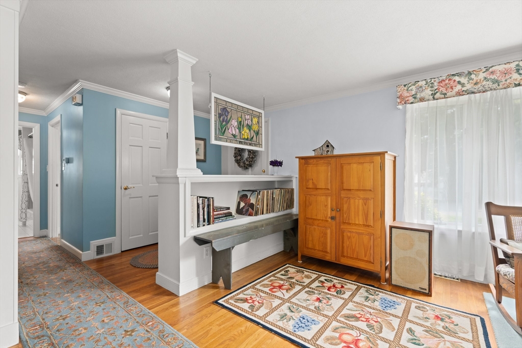 88 Chickering Road Dedham, MA 02026 - Photo 8 of 42