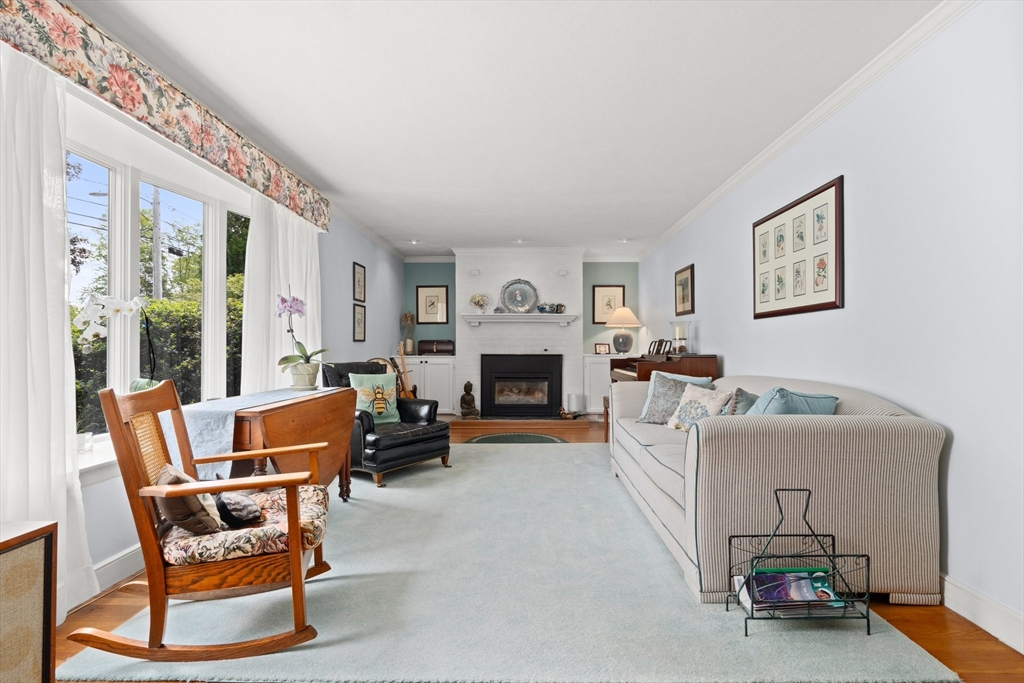 88 Chickering Road Dedham, MA 02026 - Photo 9 of 42