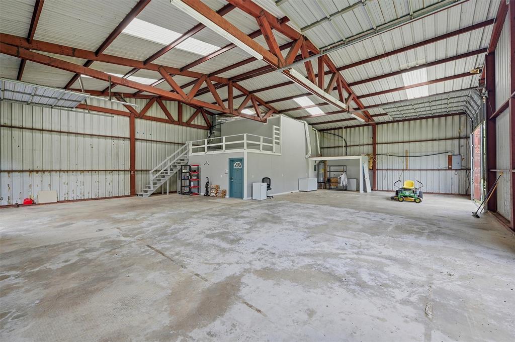 2700 Randell Lake Road Denison, TX 75020 - Photo 19 of 39 Entire living quarters and utility area.