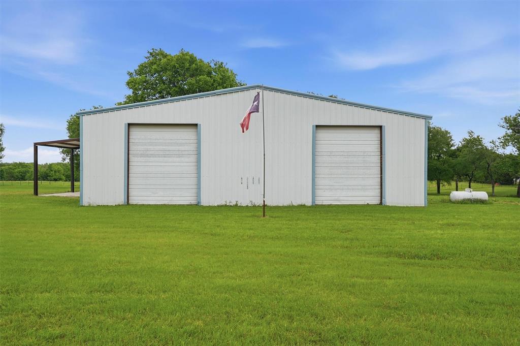 2700 Randell Lake Road Denison, TX 75020 - Photo 3 of 39