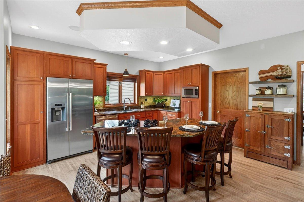 4167 Hallgren Lane Excelsior, MN 55331 - Photo 8 of 66