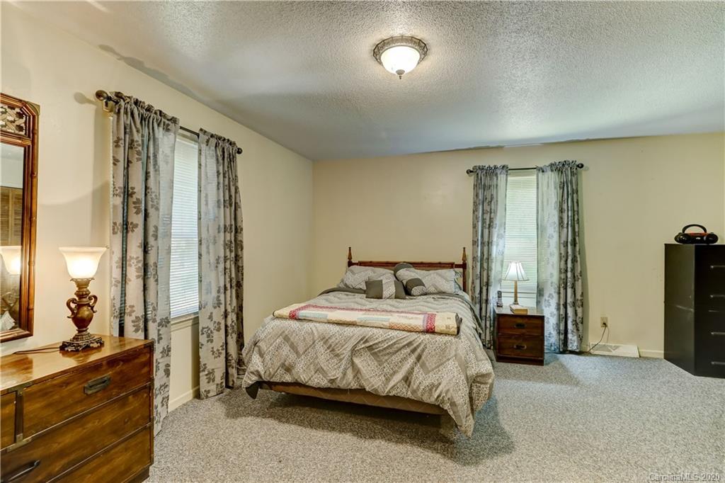 2850 Kingsburry Road Clover, SC 29710 - Photo 13 of 37 Gallery Image 13