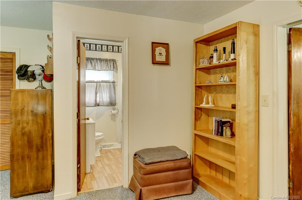 2850 Kingsburry Road Clover, SC 29710 - Photo 15 of 37 Gallery Image 15