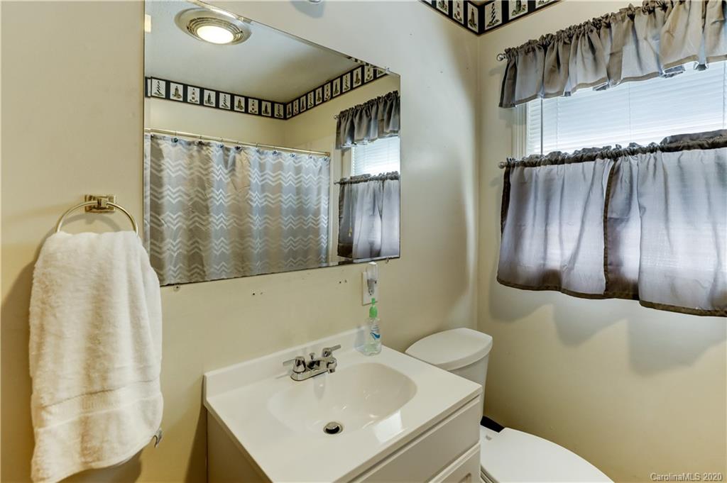 2850 Kingsburry Road Clover, SC 29710 - Photo 16 of 37 Gallery Image 16