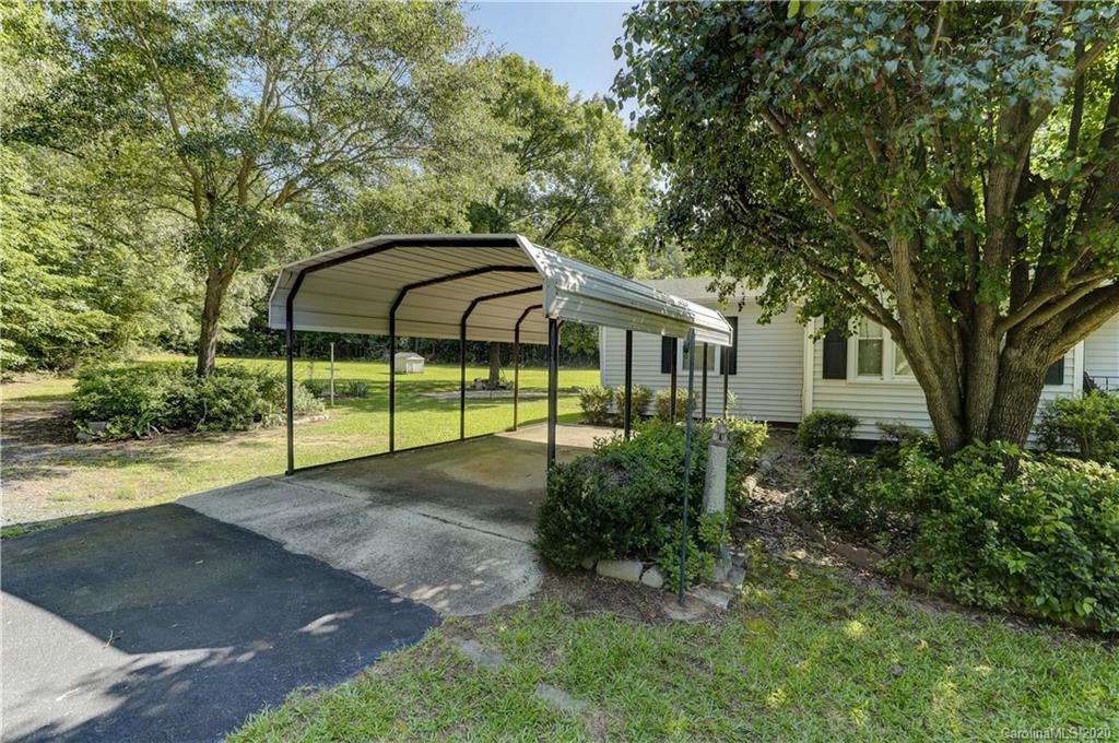 2850 Kingsburry Road Clover, SC 29710 - Photo 31 of 37 Gallery Image 31