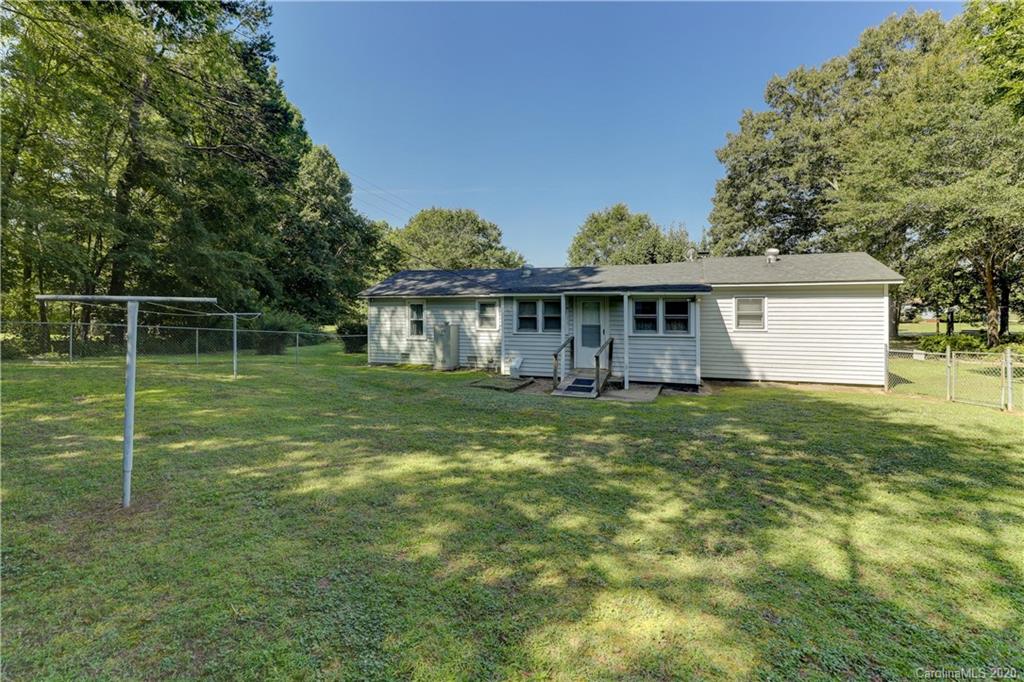 2850 Kingsburry Road Clover, SC 29710 - Photo 34 of 37 Gallery Image 34