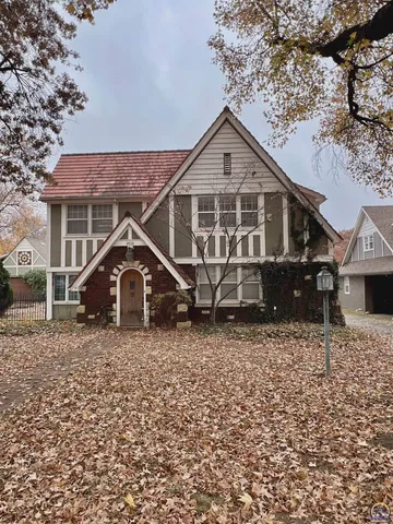 $249,000 | 3516 Southwest Avalon Lane, Topeka, KS 66604