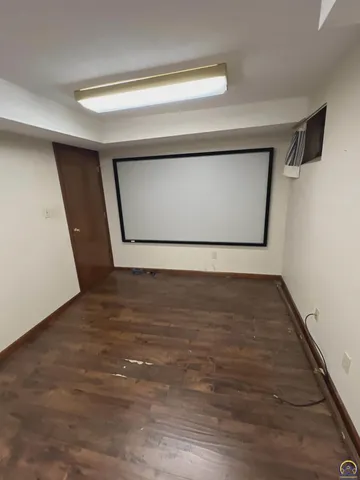 $249,000 | 3516 Southwest Avalon Lane, Topeka, KS 66604