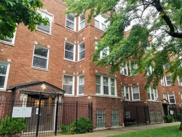$1,995 | 2218 North St Louis Avenue, Unit 2, Chicago, IL 60647
