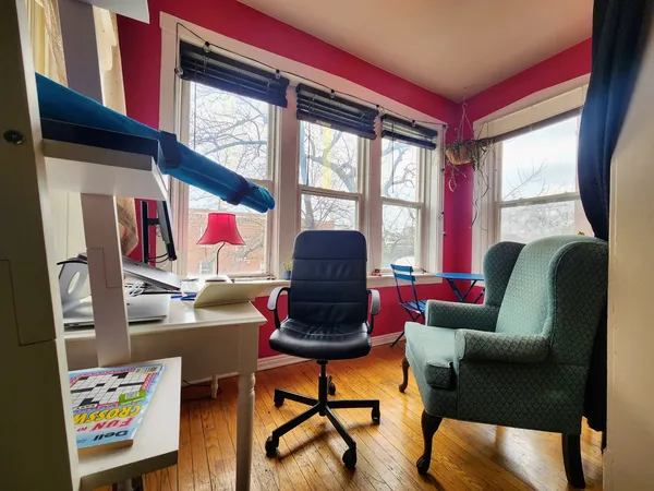 $1,995 | 2218 North St Louis Avenue, Unit 2, Chicago, IL 60647