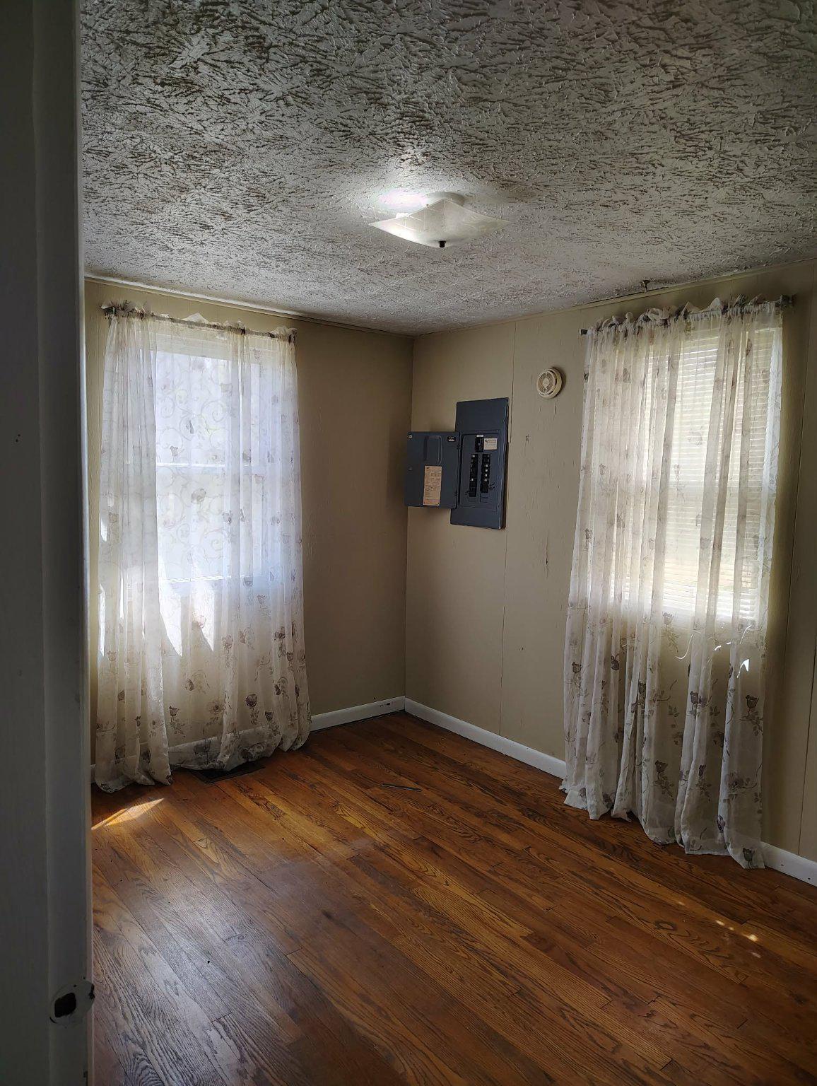 303 Willeva Road Princeton, WV 24740 - Photo 18 of 63 Bed 2