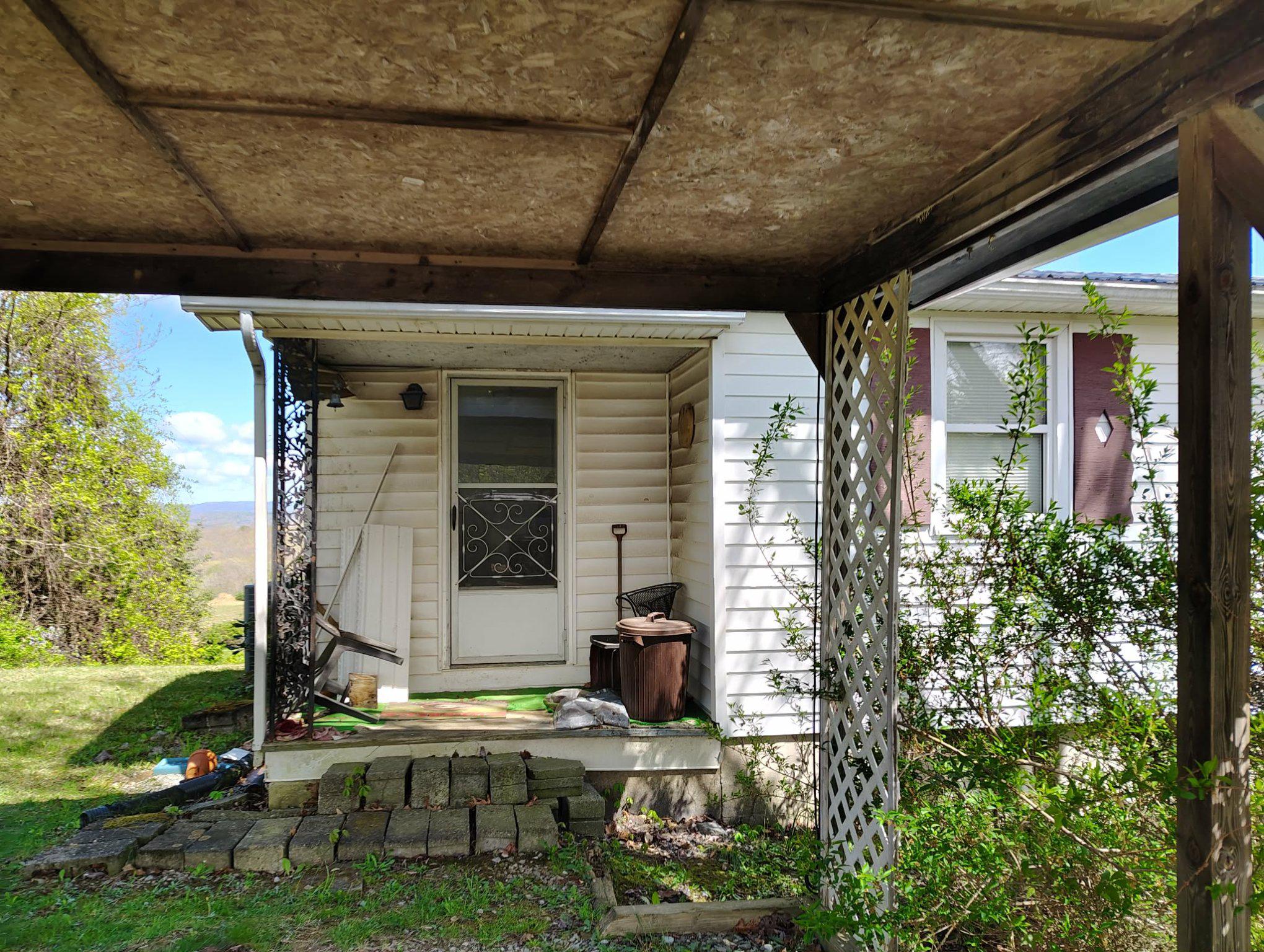 303 Willeva Road Princeton, WV 24740 - Photo 31 of 63 Rear Entrance