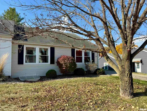 $124,900 | 130 Arlington Drive, Macomb, IL 61455