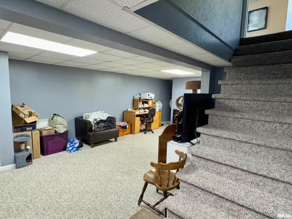 $124,900 | 130 Arlington Drive, Macomb, IL 61455