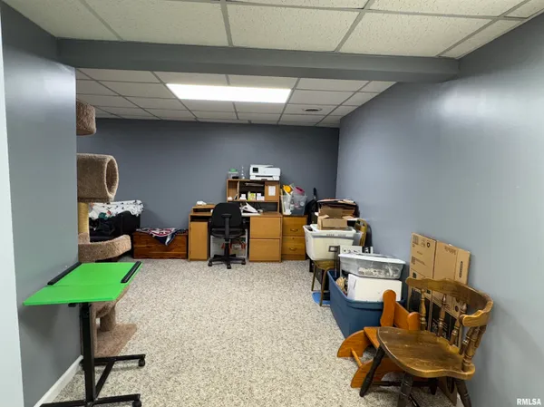 $124,900 | 130 Arlington Drive, Macomb, IL 61455