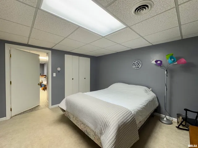 $124,900 | 130 Arlington Drive, Macomb, IL 61455