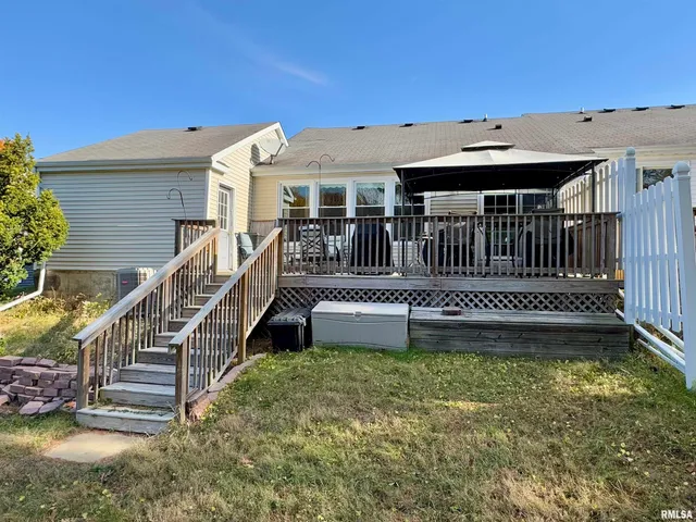 $124,900 | 130 Arlington Drive, Macomb, IL 61455