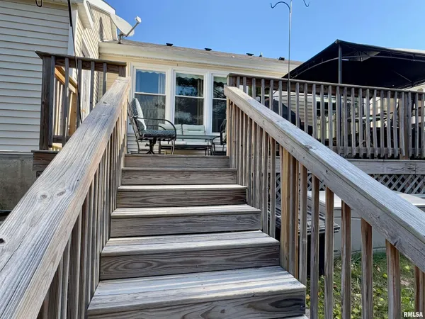 $124,900 | 130 Arlington Drive, Macomb, IL 61455