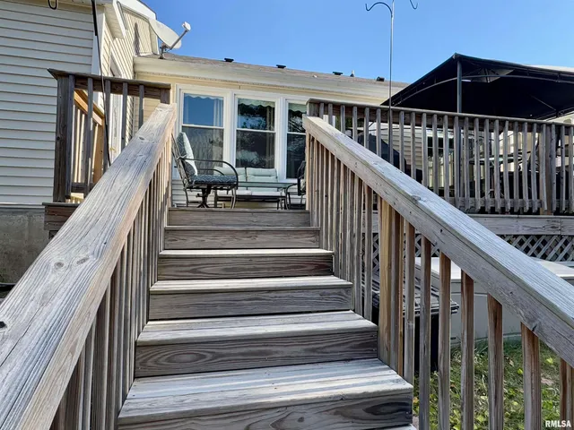 $124,900 | 130 Arlington Drive, Macomb, IL 61455