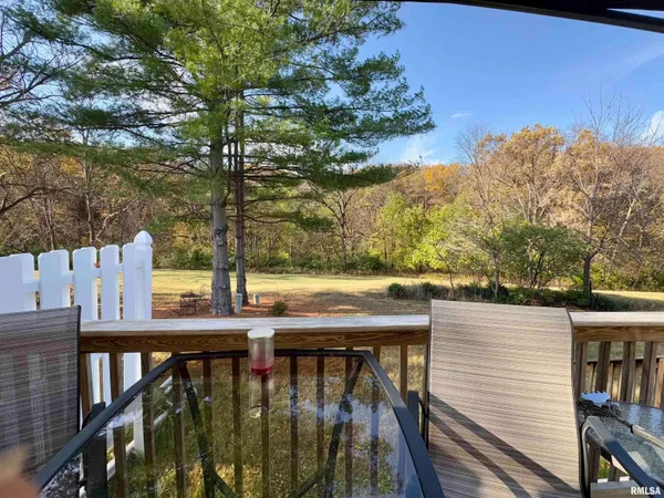 $124,900 | 130 Arlington Drive, Macomb, IL 61455