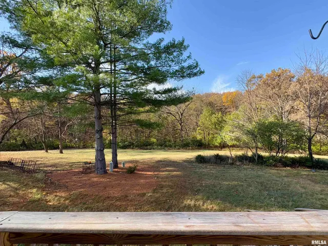 $124,900 | 130 Arlington Drive, Macomb, IL 61455