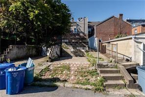 363 44th Street Pittsburgh, PA 15201 - Photo 13 of 14 a view of a house with a yard